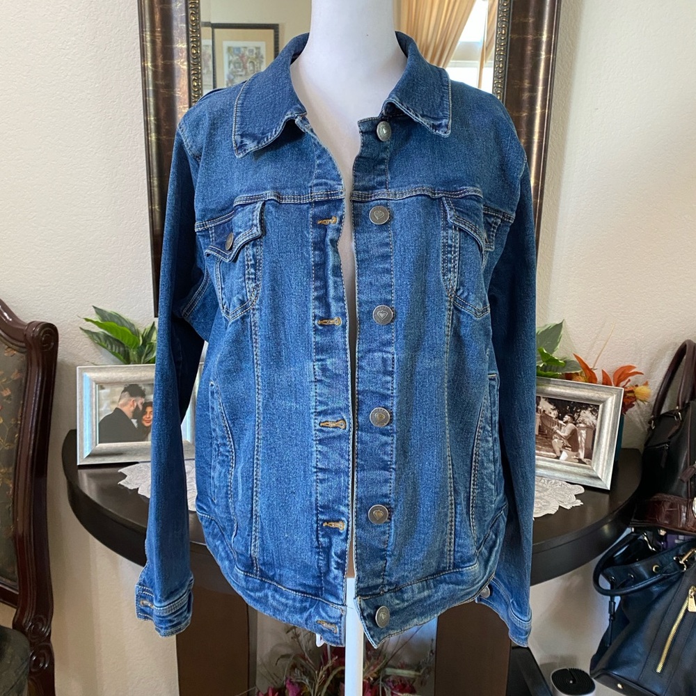 Torrid Women's Denim Trucker Jean Jacket, Size 1 (14/16)